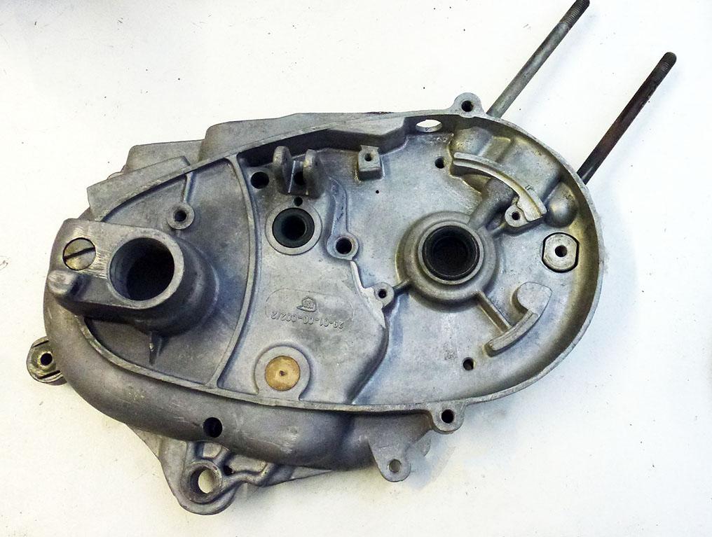 Crankcase right ignition. Quickly T, branded Crankcase right ignition. Quickly T, branded
