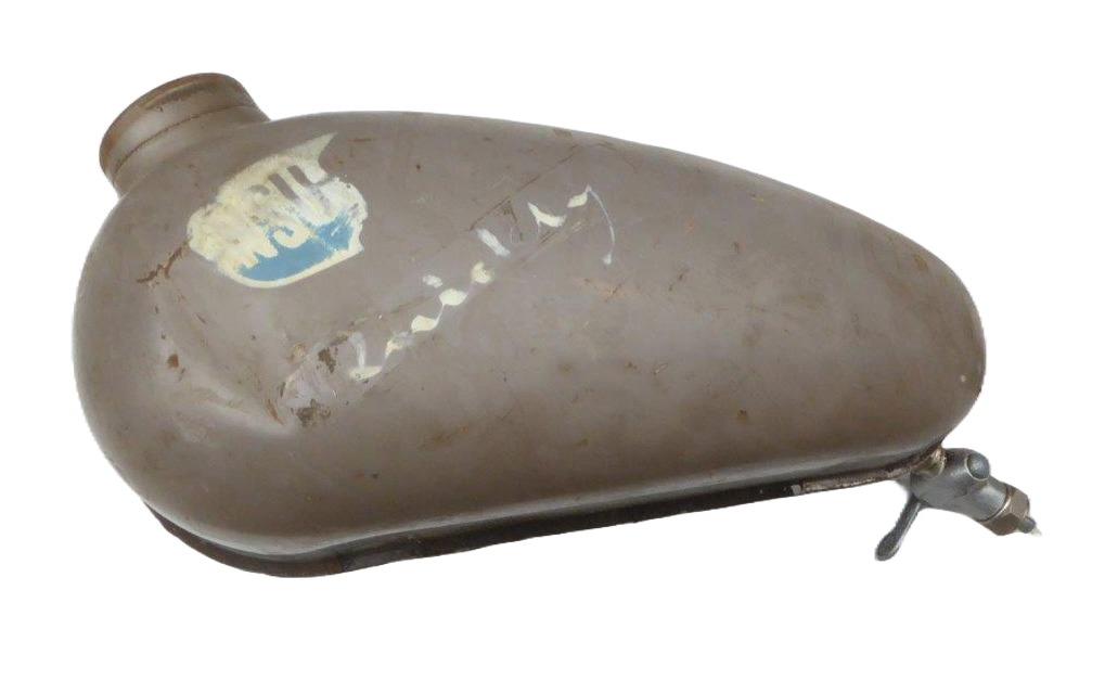Tank 3.1 l / Used spare part Tank 3.1 l / Used spare part